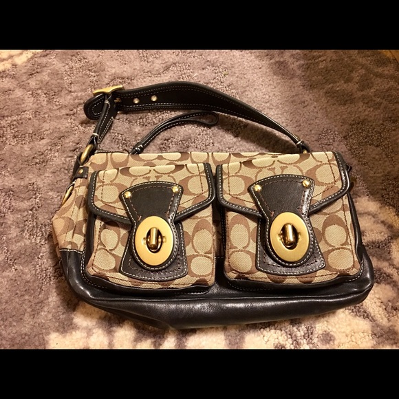 Handbags - Authentic coach purse